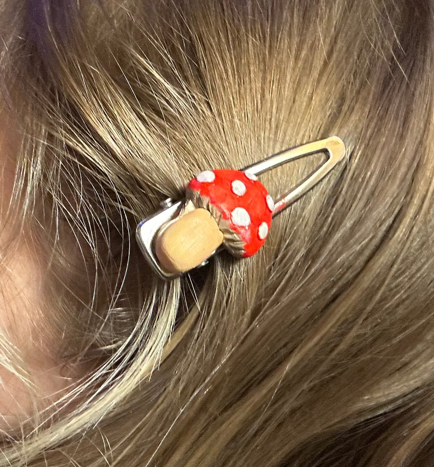 Mushroom Hair Clip - Beautiful Disaster 