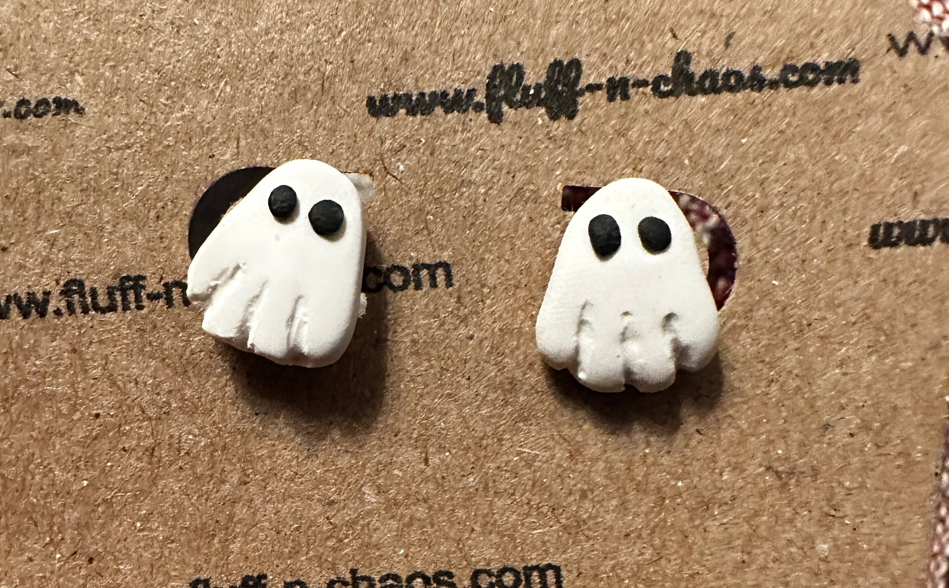 Ghostly Stud earring - Beautiful Disaster 