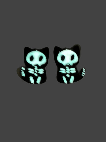 Skeleton Cats glow in the dark