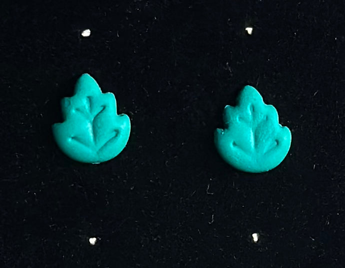 Leaf Stud Earrings - Beautiful Disaster 