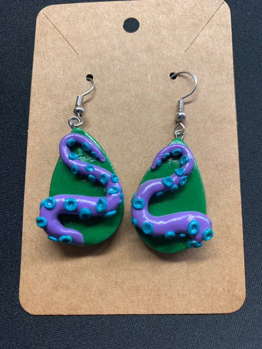 Kraken Tentacle Earrings - Beautiful Disaster 